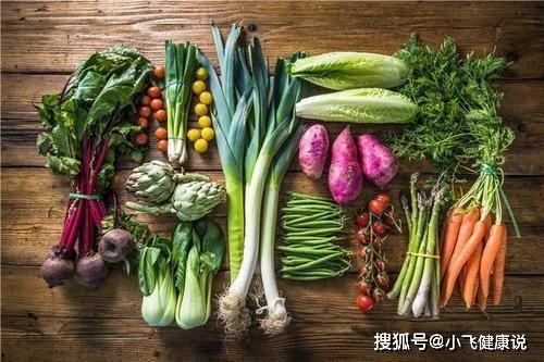 牙齿不齐吃瓜,揭秘矫正之路