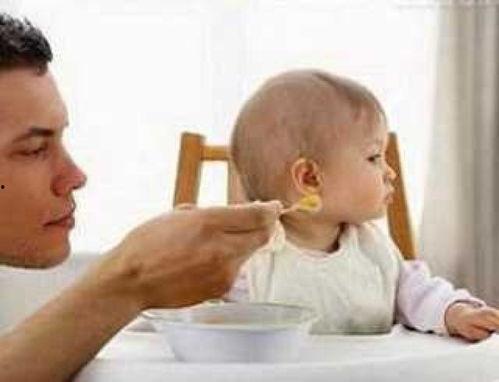 宝宝吃瓜搞笑时刻,萌态百出，笑料连连